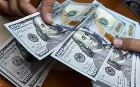 انخفاضٌ طفيفٌ بدولار السّوق السّوداء