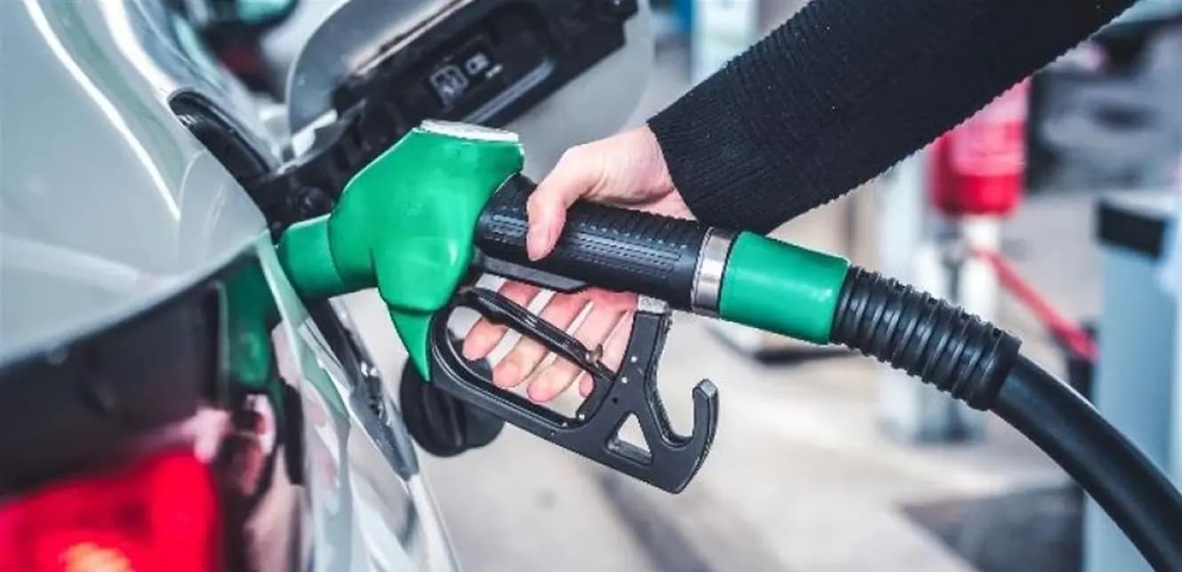 انخفاض في أسعار المحروقات.. كم بلغت؟