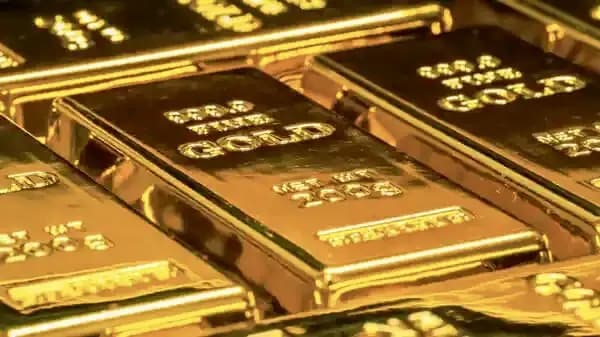 المعدن الأصفر يشهد تراجعاً ملحوظاً