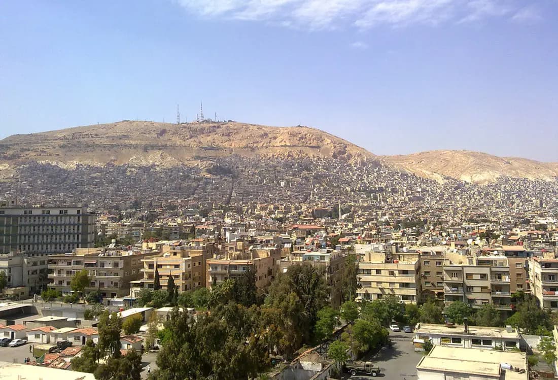 بالصورة.. العدو يستهدف دمشق