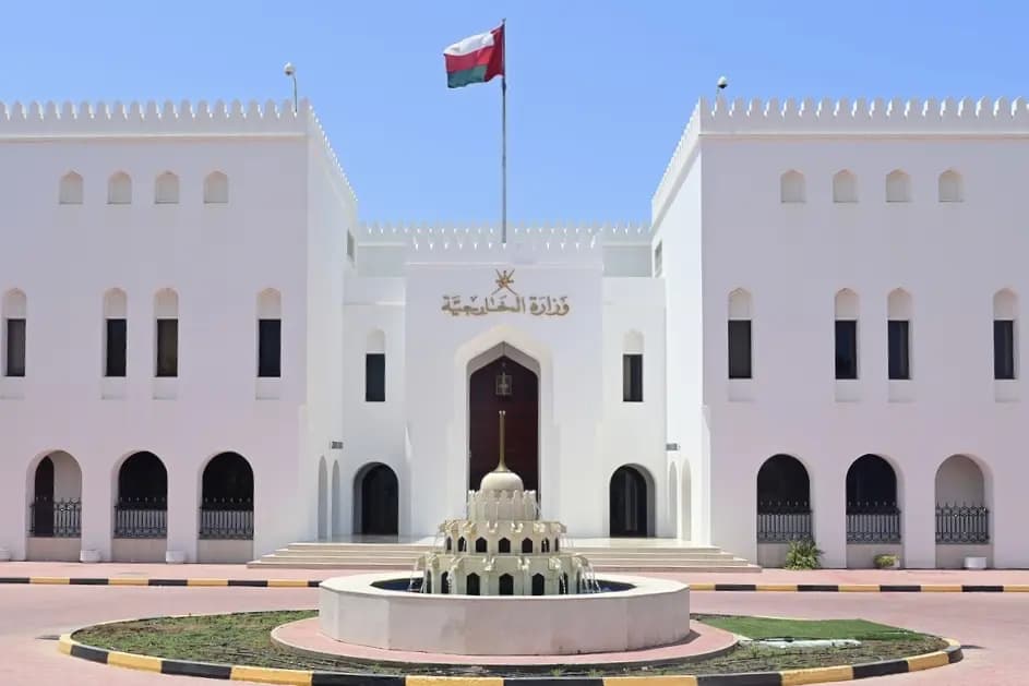 عمان تدعو مواطنيها لمغادرة لبنان فورًا