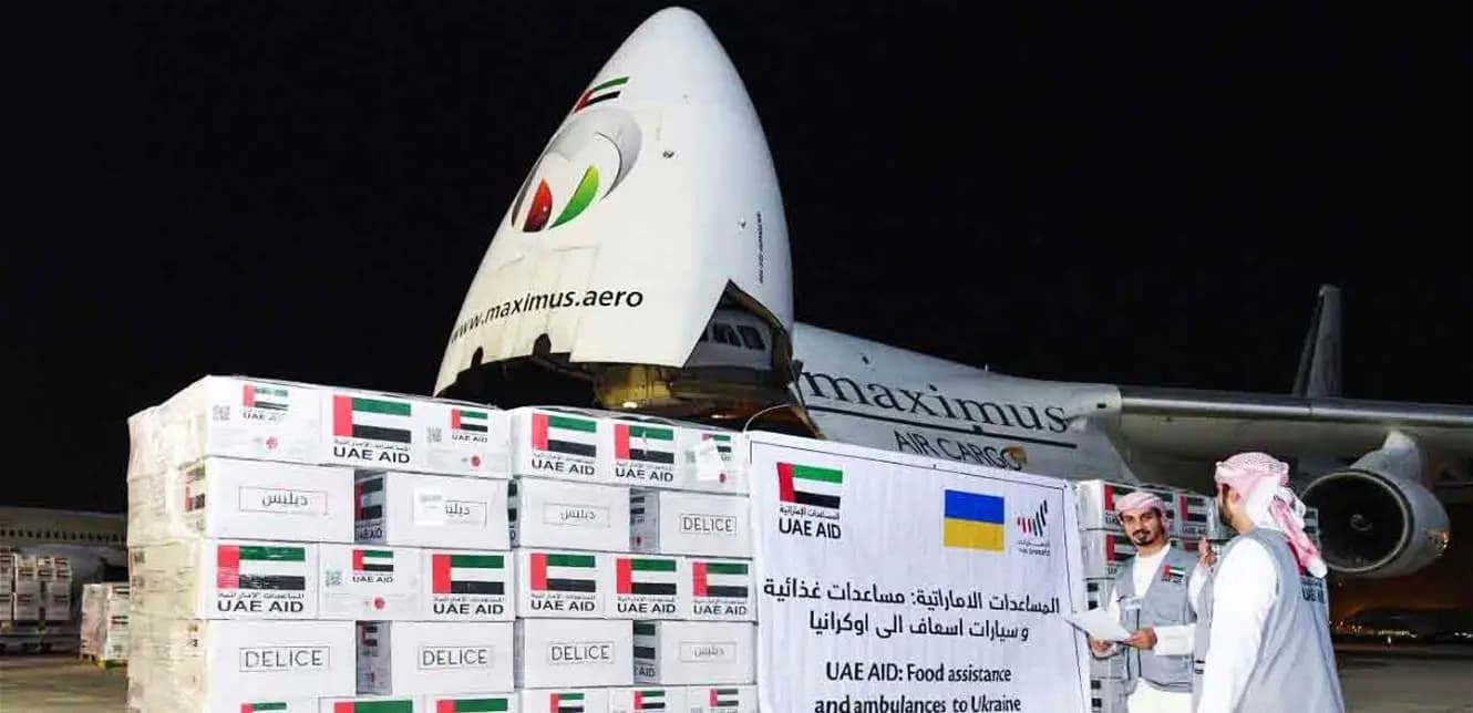للاجئي أوكرانيا.. الامارات ترسل طائرة مساعدات