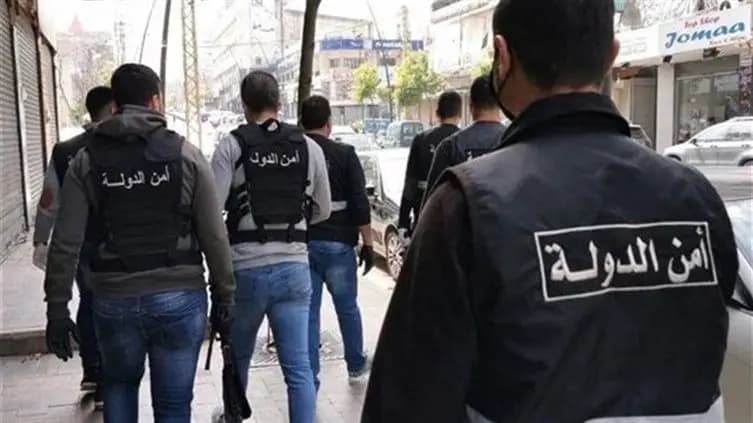 إخلاء بلدة من النازحين السوريين المخالفين