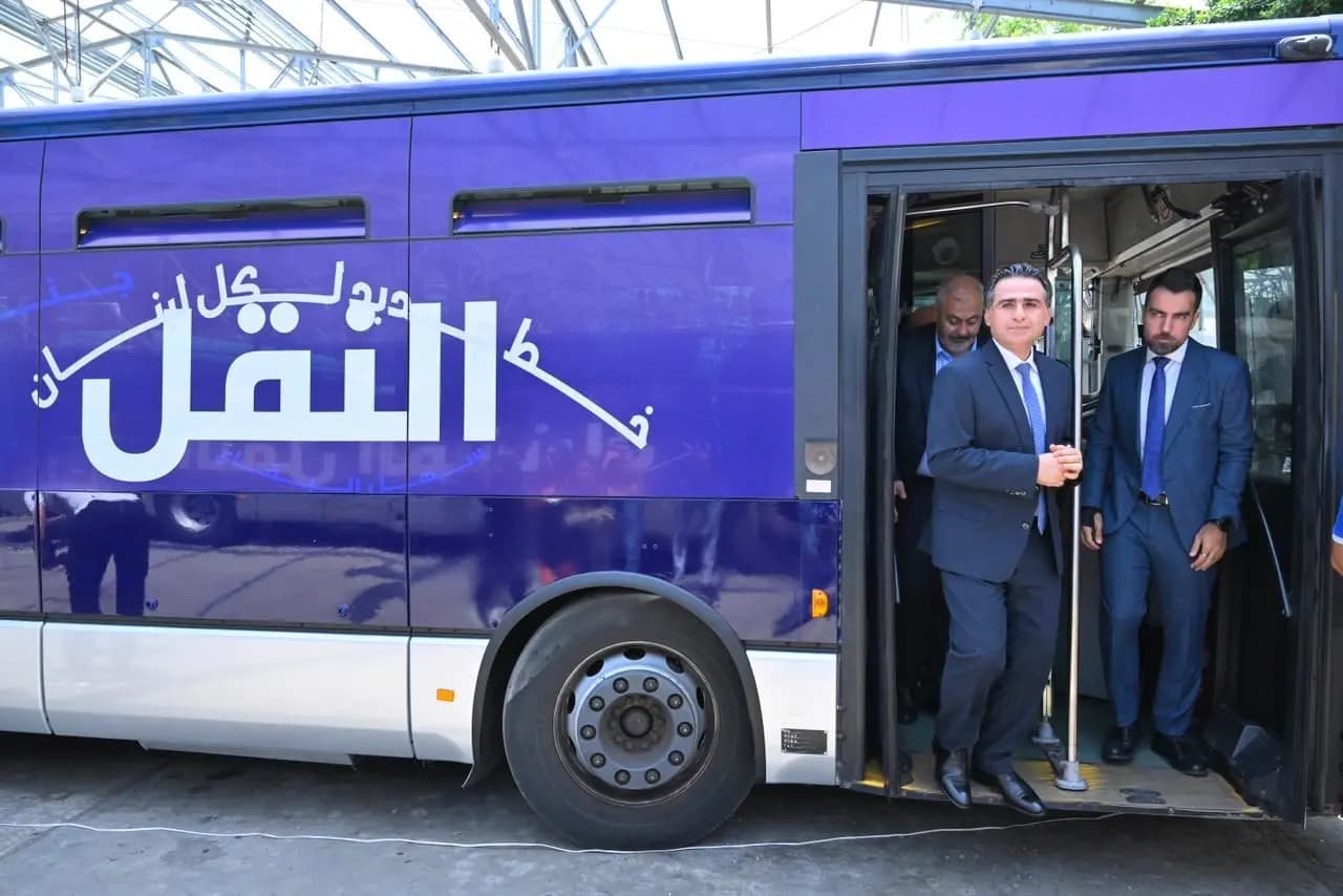 حمية يعلن عن خط جديد لحافلات النقل المشترك