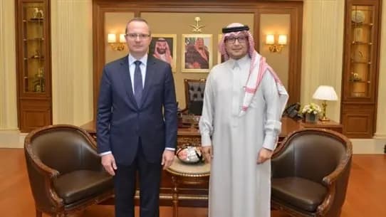 سفير خادم الحرمين الشريفين يستقبل نظيره التركي