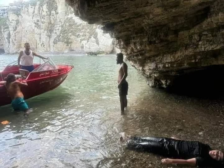 سقطت عن صخرة الروشة.. وهكذا كان مصيرها
