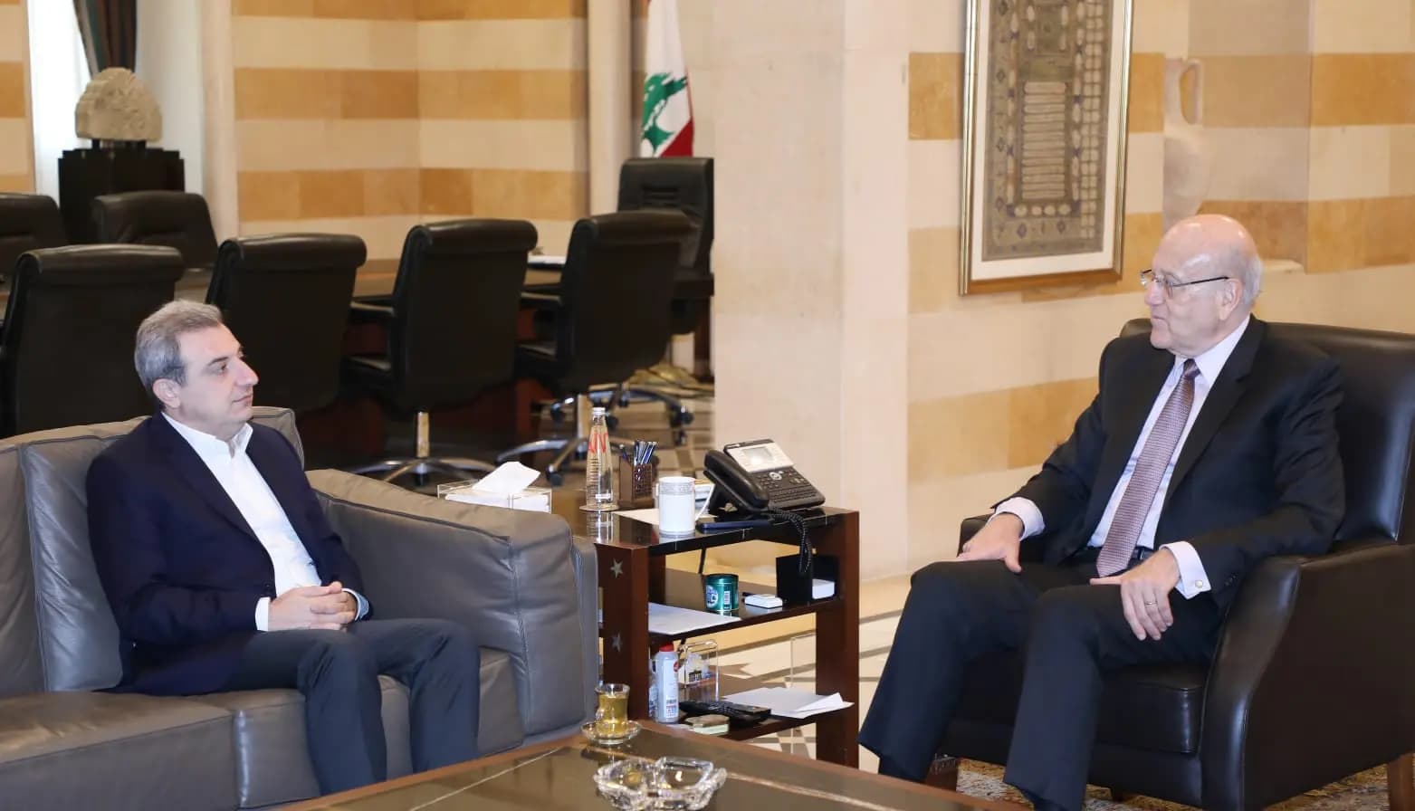 أبو فاعور: لبنان يقوم بحملة اتصالات واسعة لتفادي الحرب