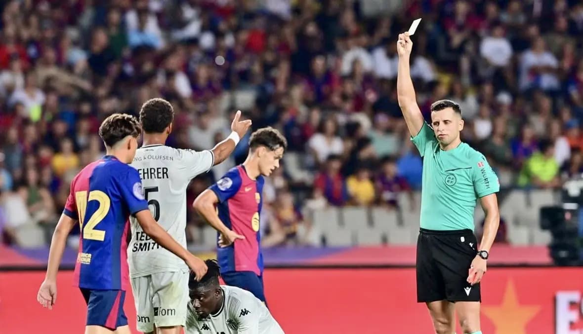 برشلونة يفقد كأس خوان غامبر بخسارة قاسية