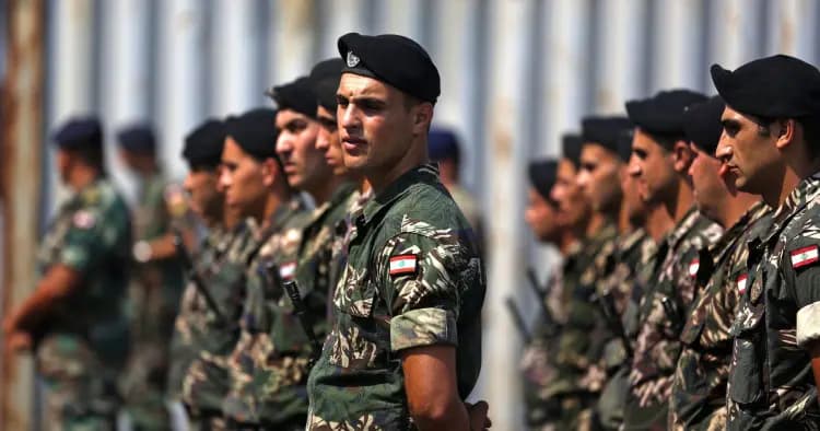 بشأن تطويع جنود لصالح الجيش.. ماذا قرر مجلس الوزراء؟