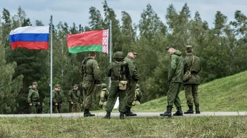 "على الحدود".. بيلاروسيا تحشد قواتها