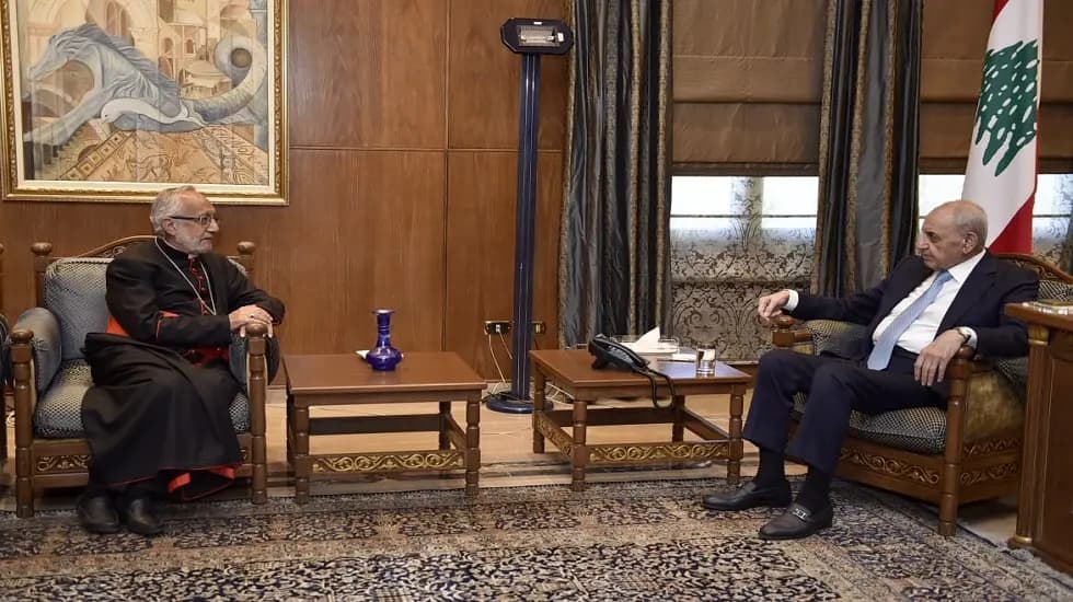 بري يستقبل البطريرك ميناسيان والوزير الحلبي