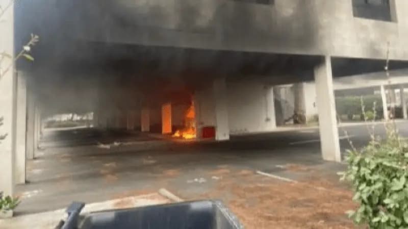 انفـ.ـجار واحتراق سيارات في فرنسا.. إليكم ما جرى