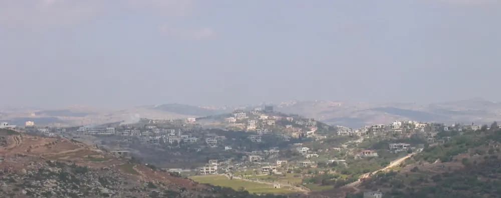 من جديد.. العدو يستهدف منزلًا في الجنوب