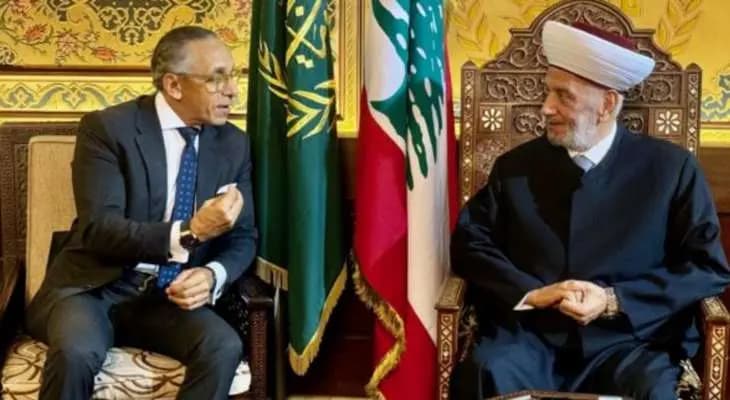 "الأمر بات ملحًّا".. السفير المصري يلتقي دريان