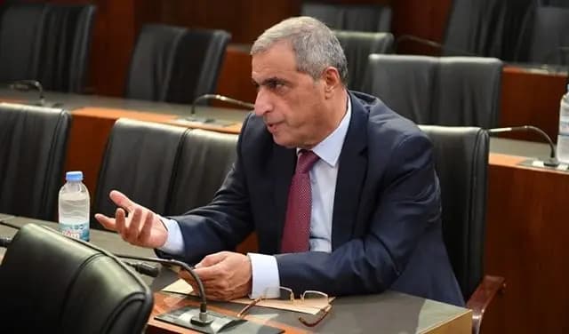 "بري متمسك".. وهاشم: اللجنة الخماسية مقتنعة بأن مبادرته هي الأسرع