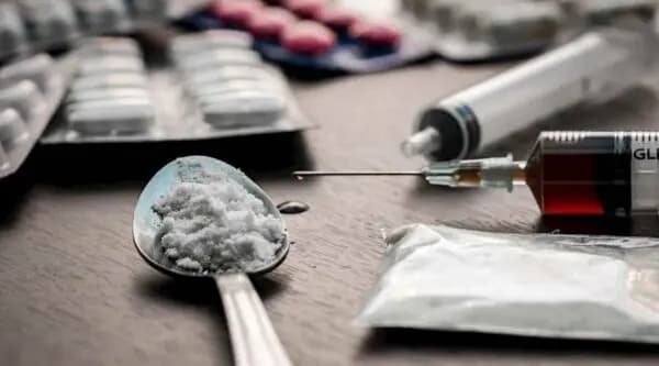 استقبل شحنة مخدرات من أمريكا الجنوبية إلى لبنان.. والأمن يتحرك