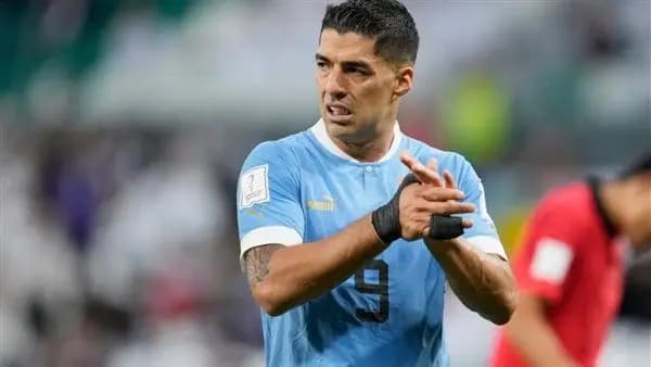 رسميا.. سواريز يعلن اعتزاله اللعب دوليا