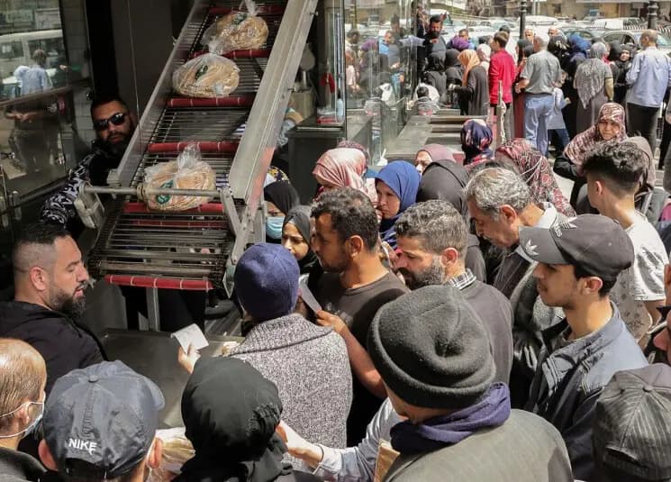 إلى المحتكرين: إقرأوا جيداً.. وإن قرأتم.. فاتّعظوا