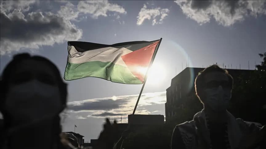 "لن يبصر الأسرى النور".. حماس تحذر من شروط نتنياهو الجديدة