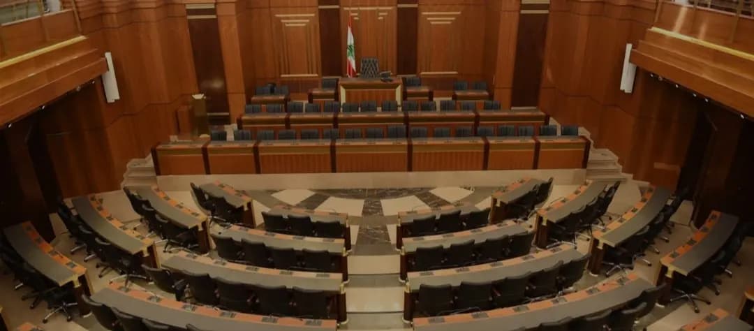 بوادر الحل مع انتخاب رئيس جديد.. ومواقف الكتل المتناقضة لن تحاصر ميقاتي