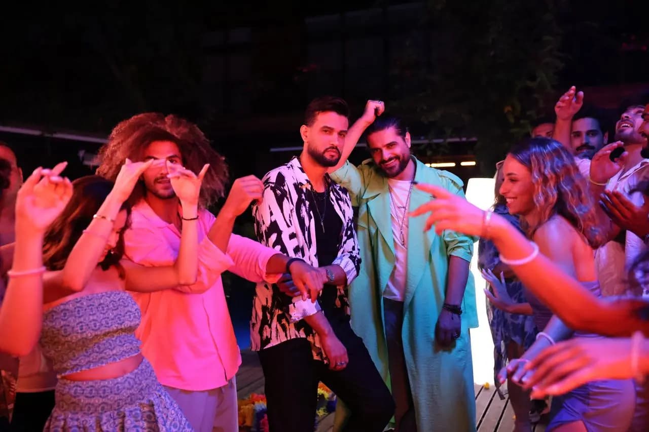 "يا سيدي إنسى".. إلى العالميّة!