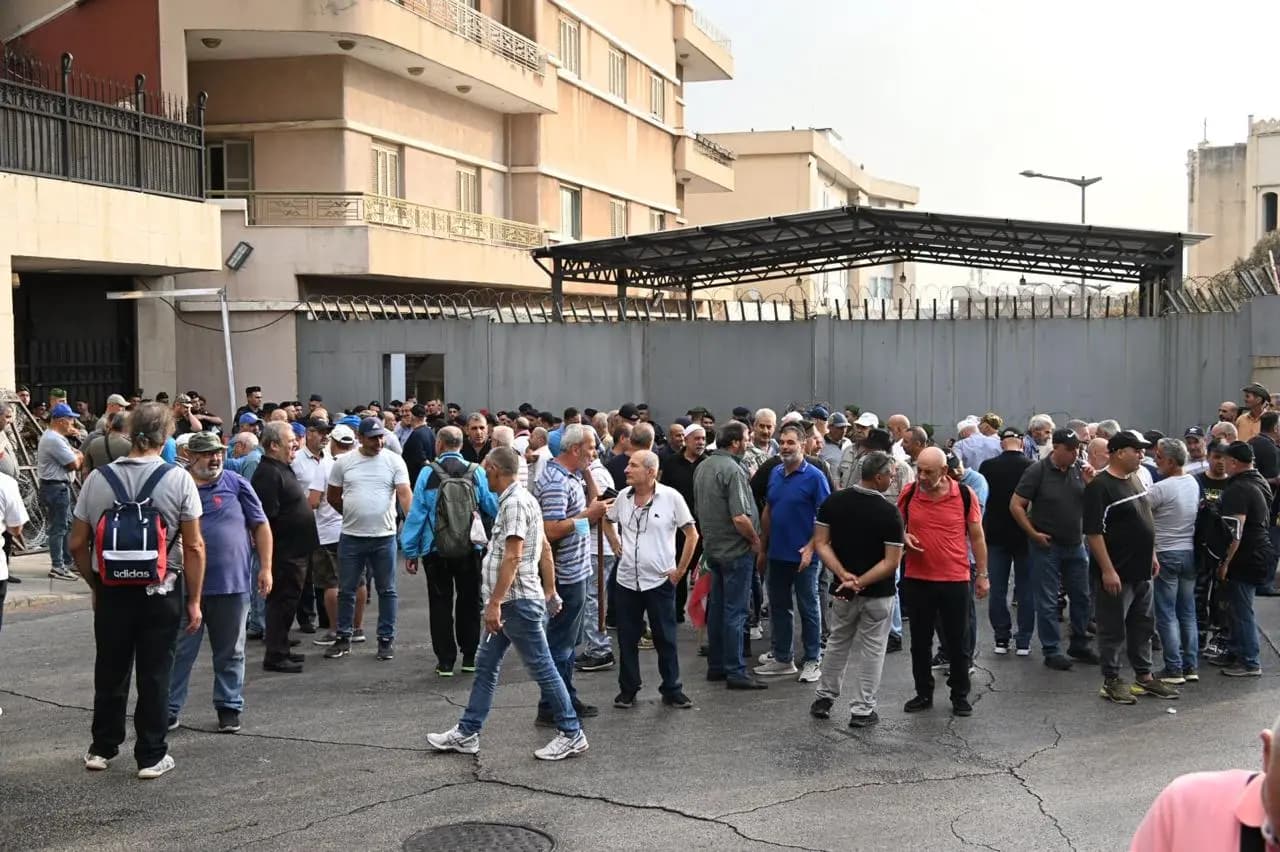 في مواجهة الحكومة.. العسكريون المتقاعدون إلى الشارع من جديد