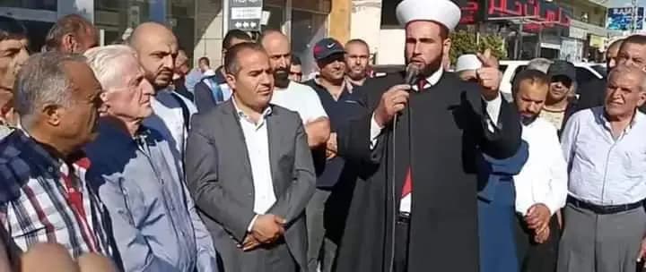 قُطِعَ السير على طريق عام بلدة برالياس… والسبب؟