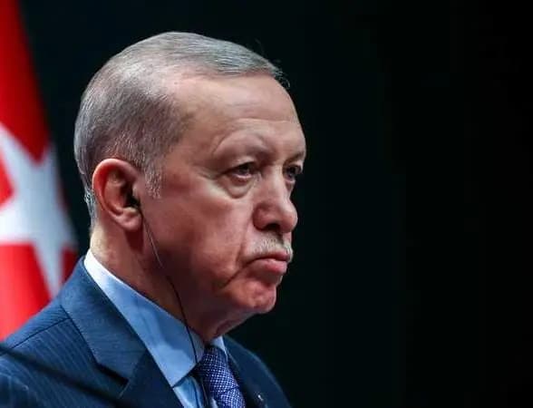 أردوغان يلجأ لرجال الأعمال لجذب المستثمرين إلى تركيا