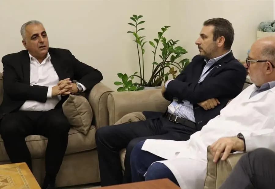 كركي يتفقد الجرحى في المستشفيات