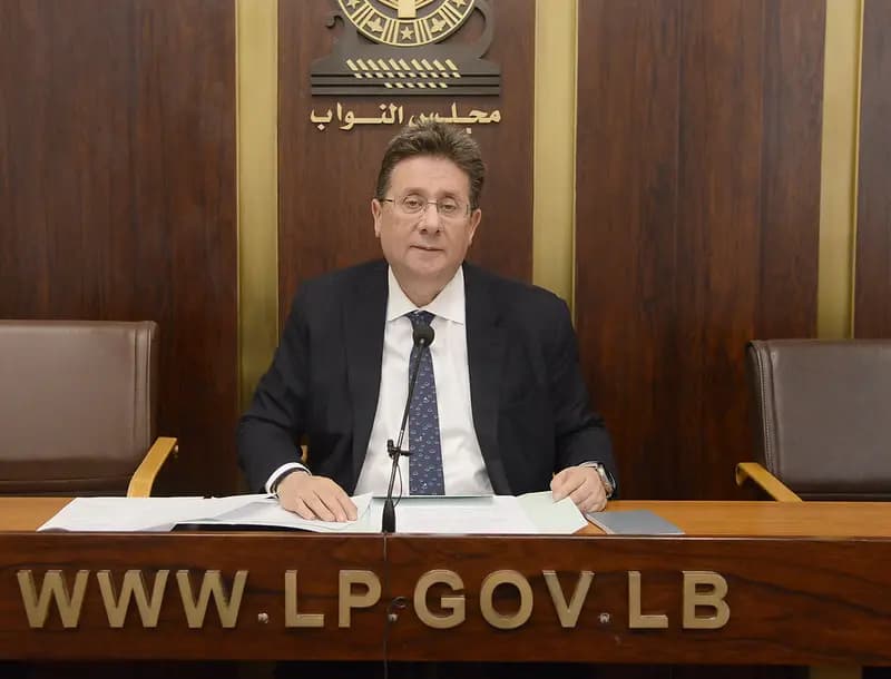 "لخلق مساحات مشتركة".. كنعان يعزّي بنجل عمار