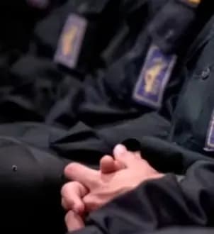 "الحرس الثوري" لعناصره: توقفوا عن استخدام "أجهزة الاتصال"