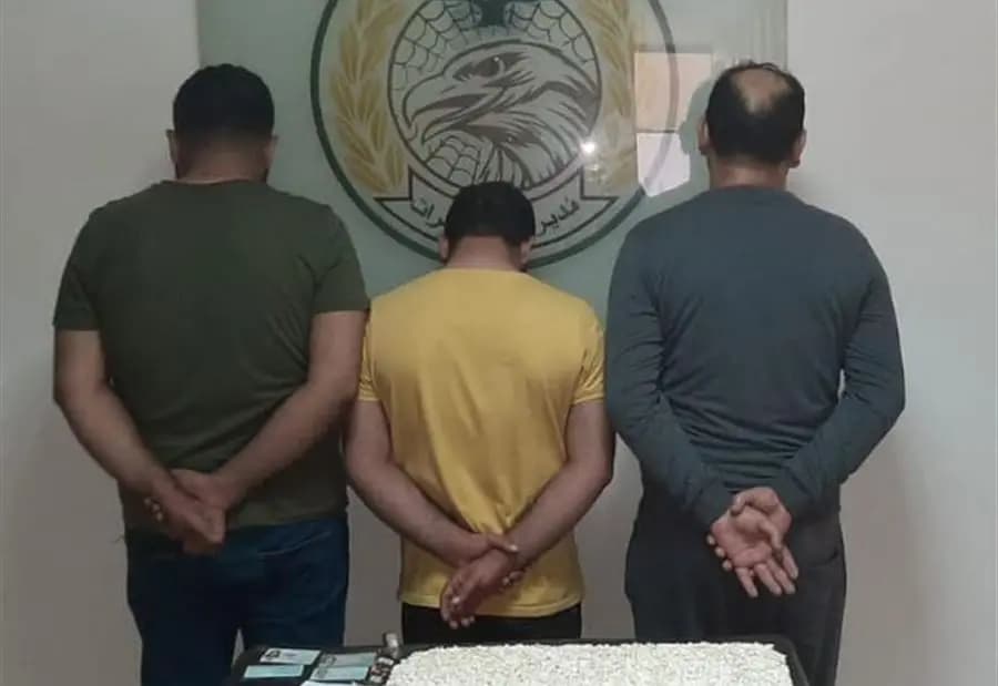 أوقفوا لقيامهم بتهريب أشخاص بطريقة غير شرعية!