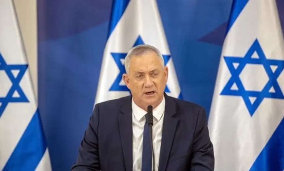 وزير الدفاع الإسرائيلي: ستواصل إسرائيل حماية ممتلكاتها ولها حق التصرف والرد