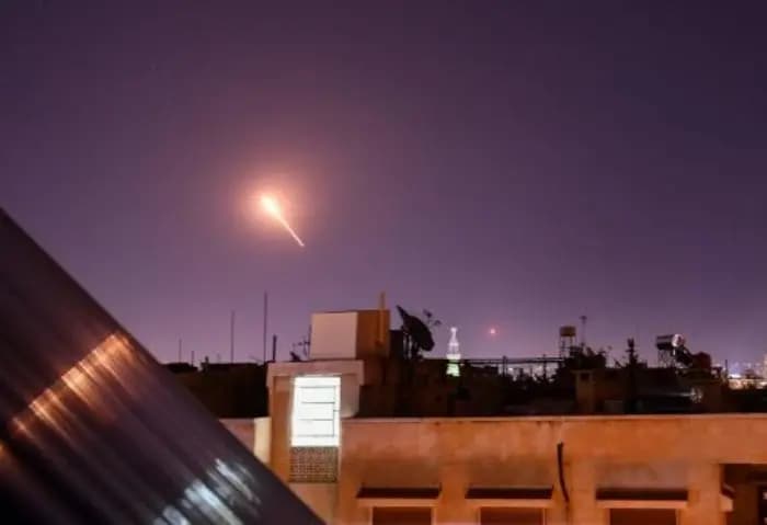 "سوريا" تتصدّى لأهداف معادية