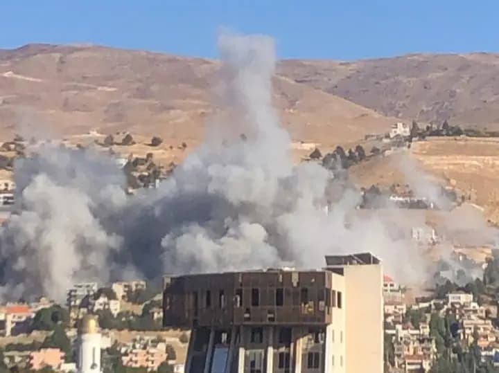 بالصور.. العدو يواصل اعتـ.ـداءاته على البلدات البقاعية