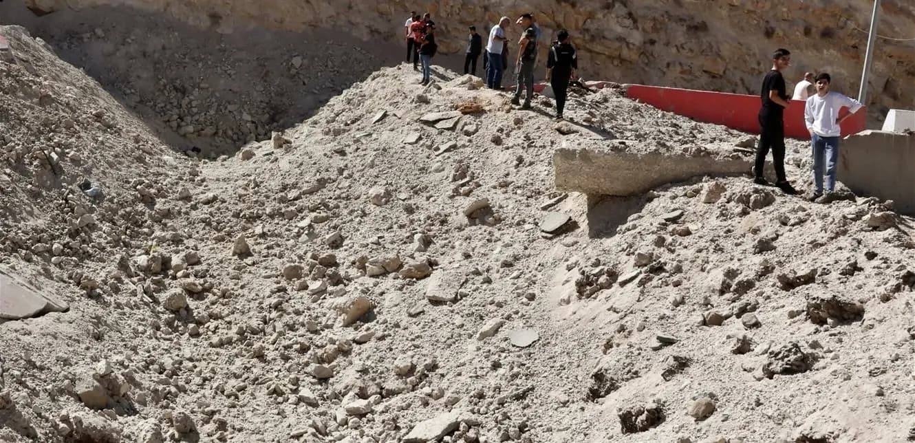 "بعد استهداف طريق المصنع".. هذا ما زعمه العدو
