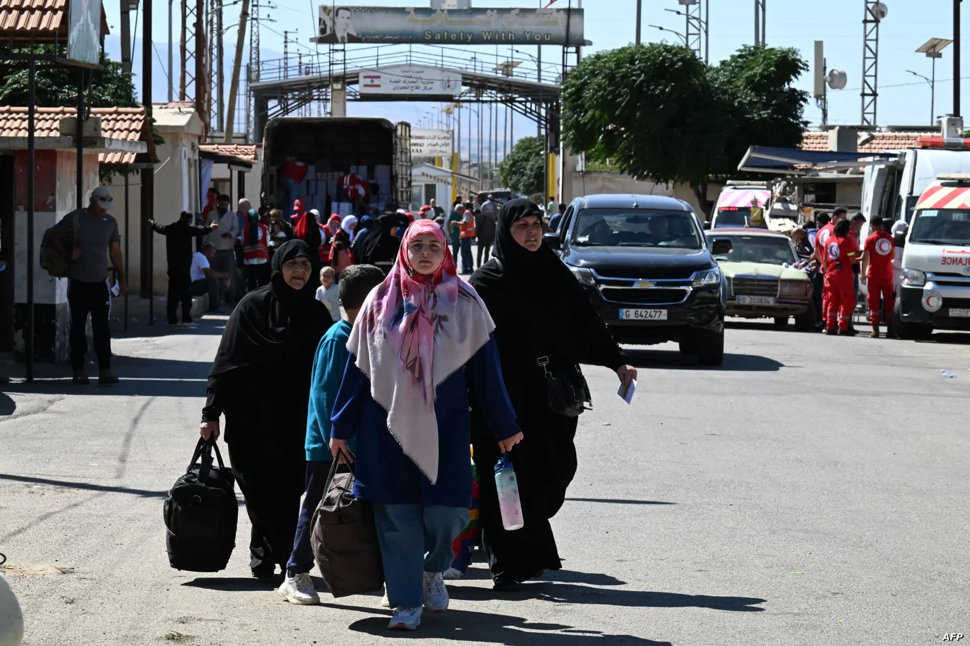 إليكم عدد النازحين من لبنان إلى سوريا