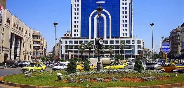 استهداف سيارة في حمص.. ووقوع إصابات
