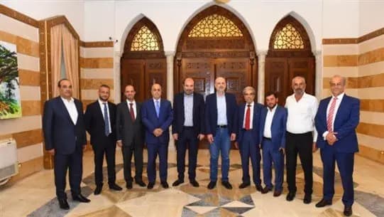 مولوي يتابع قضية وقف تصدير المنتجات إلى الدول العربية