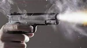 أطلقَ على زوجته النار ...وهرب