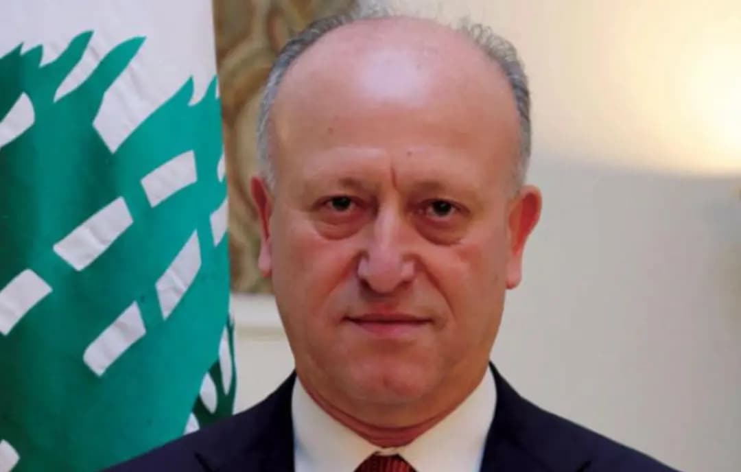 النّائب أشرف ريفي: بإعلاننا اليوم ولادة الكتلة ننتقل إلى مرحلة جديدة لجمع الجهود لمواجهة الواقع ونطالب بتطبيق الدُّستور وببسط سلطة الدولة على الأراضي اللّبنانيّة كافة وبتسليم أي سلاح غير شرعي فسلاح حزب الله فقدَ أيَّ صفة مقاومة