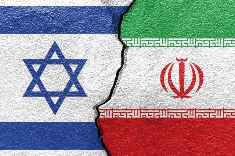 إعلام عبري: الرد قريب وآت