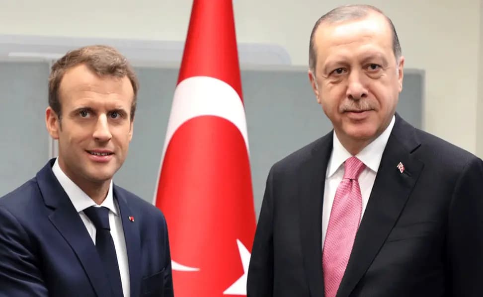 آلية تصدير الحبوب الأوكرانية بين أردوغان وماكرون