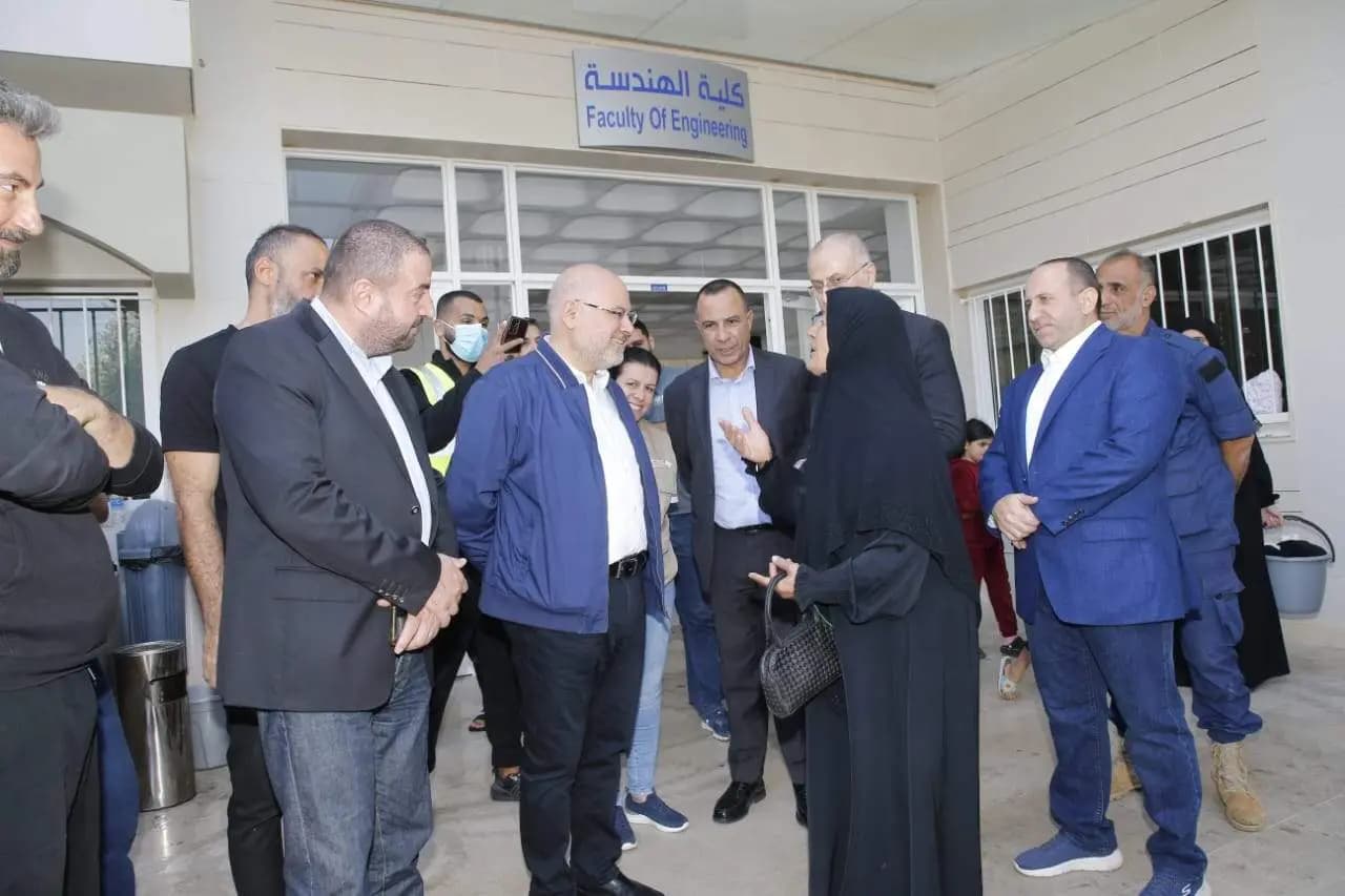 جولة لوزير الصحة على مراكز الإيواء في إقليم الخروب: المساعدات تؤمن ولكن الحاجات كثيرة