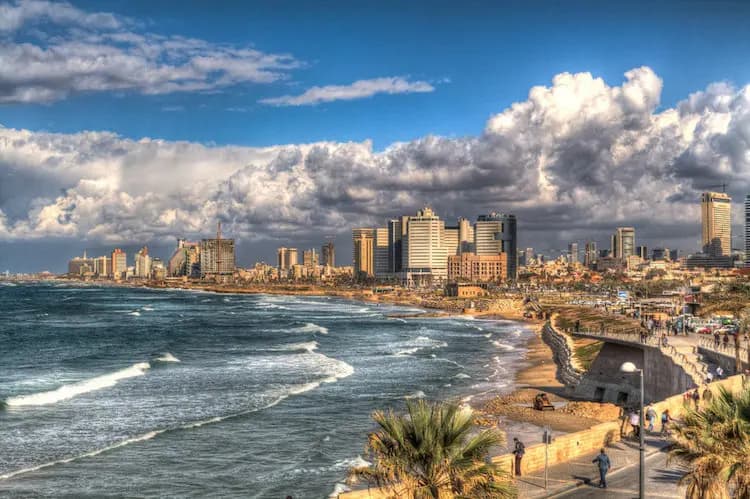 "ضمن عمليات خيبر".. تل أبيب تحت نيران المقاومة