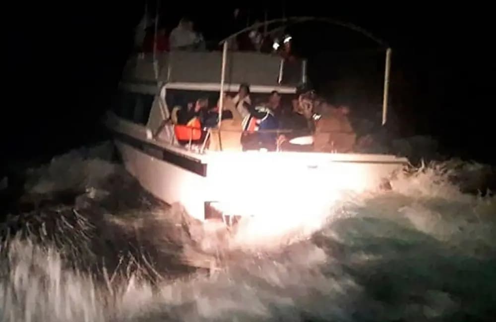 فلسطينيون يهربون من لبنان إلى اوروبا عبر البحر