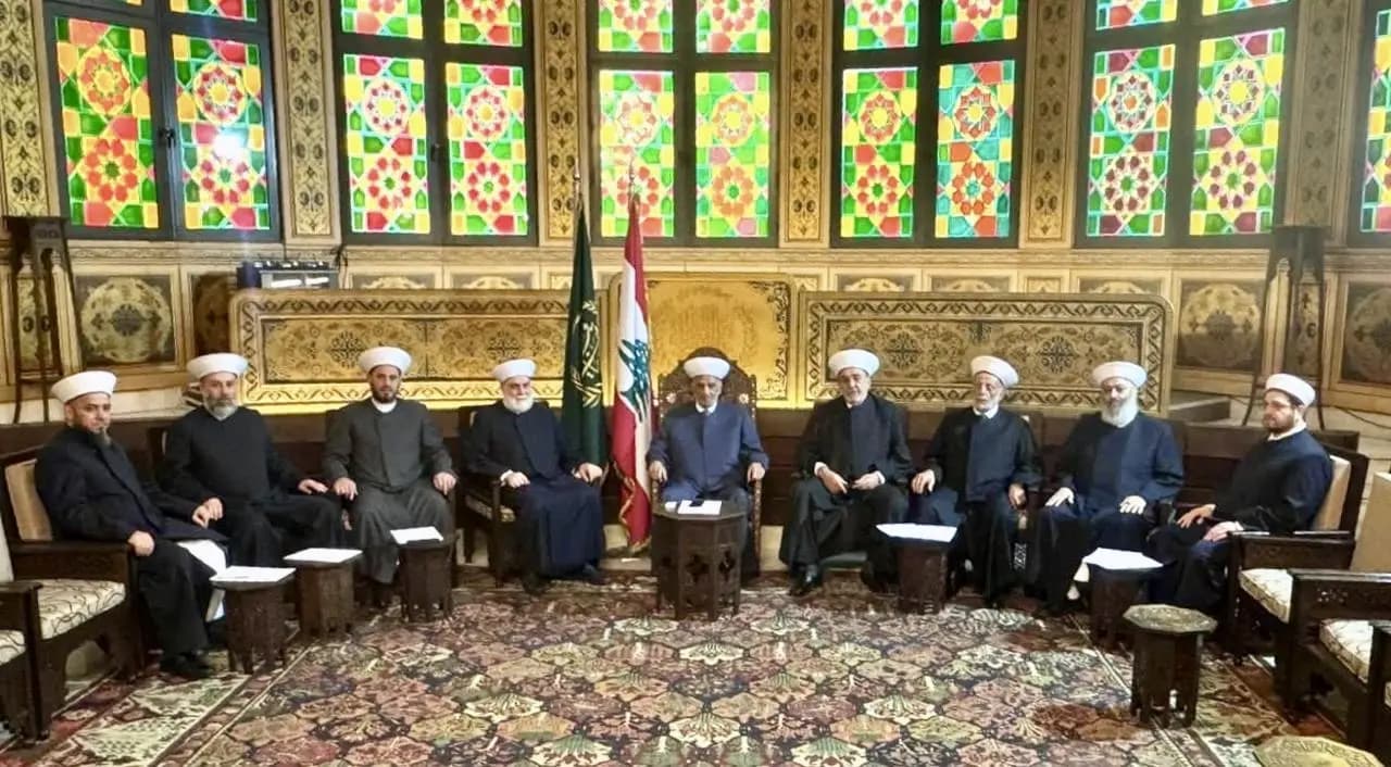 "تدمير وضياع".. مجلس المفتين: استمرار الفراغ الرئاسي يؤدي إلى استهداف لبنان وتدميره
