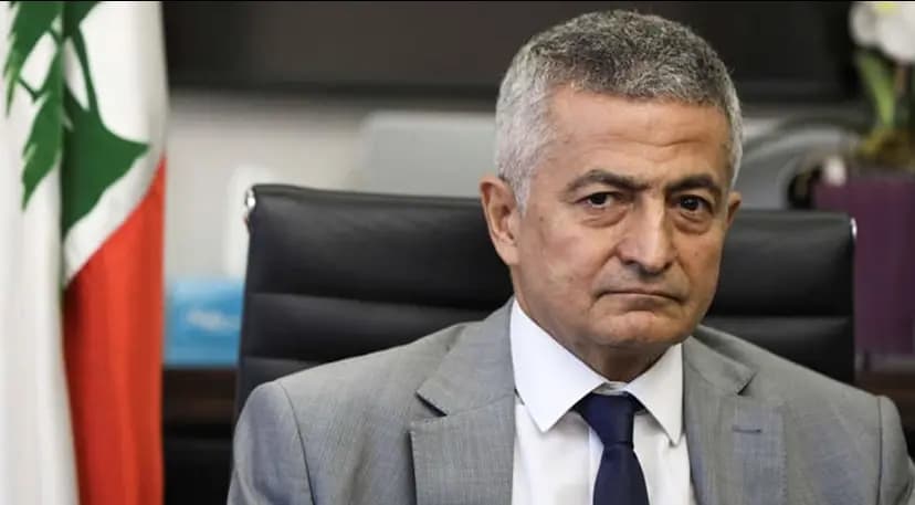الخليل يمدد مهلة تقديم تصاريح الطابع المالي