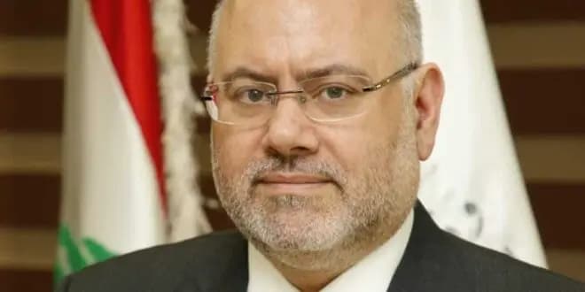 "الأبيض" يستعرض الواقع الطبي.. ويحذر من أزمة إنسانية