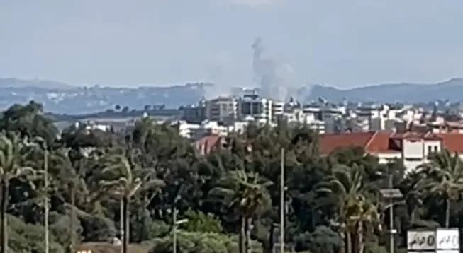 العدو يستهدف منزلًا في صور.. ويوقع شهداء